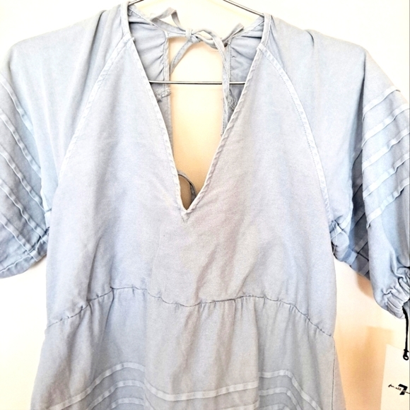 7 For All Mankind Light Wash Denim Back Tie Puff Sleeve Babydoll Mini-Dress - Picture 4 of 10